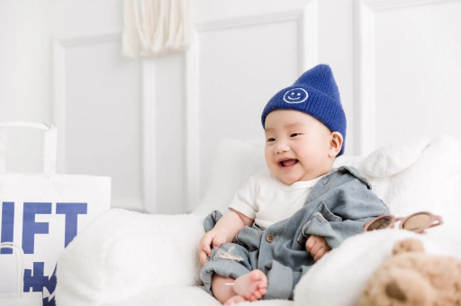 营口宝宝吃奶蹬腿烦躁扭动 营口宝宝吃奶蹬腿烦躁扭动